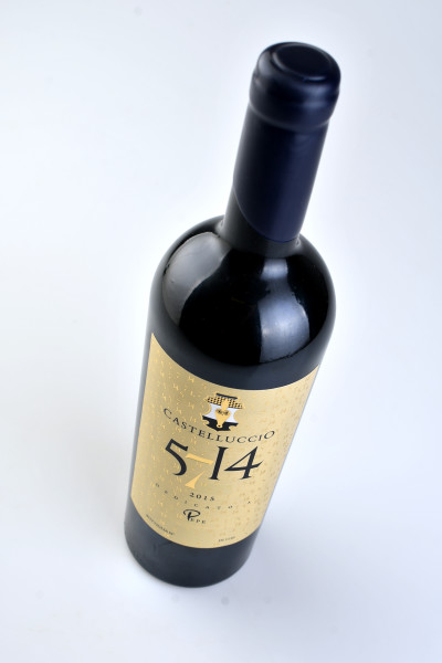 etichetta elegante 400x600 Design etichetta vino   Castelluccio