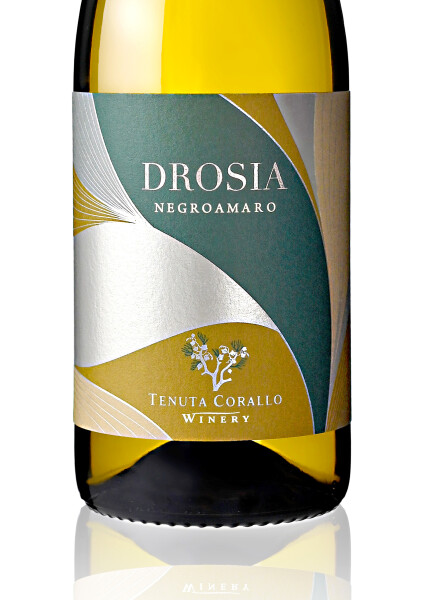 grafica etichette vino 426x600 Grafica etichette vino Drosia e Asteri   Tenuta Corallo